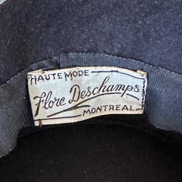 HAUTE MODE 1940S\' NAVY FELT TOPHAT + STRIPED TAFFETA BOWS + STRAW BRIM EDGING main image 13